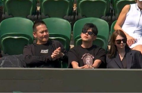 开云体育app-周杰伦和妻子现身温网赛场，观看郑钦文女单首轮对决