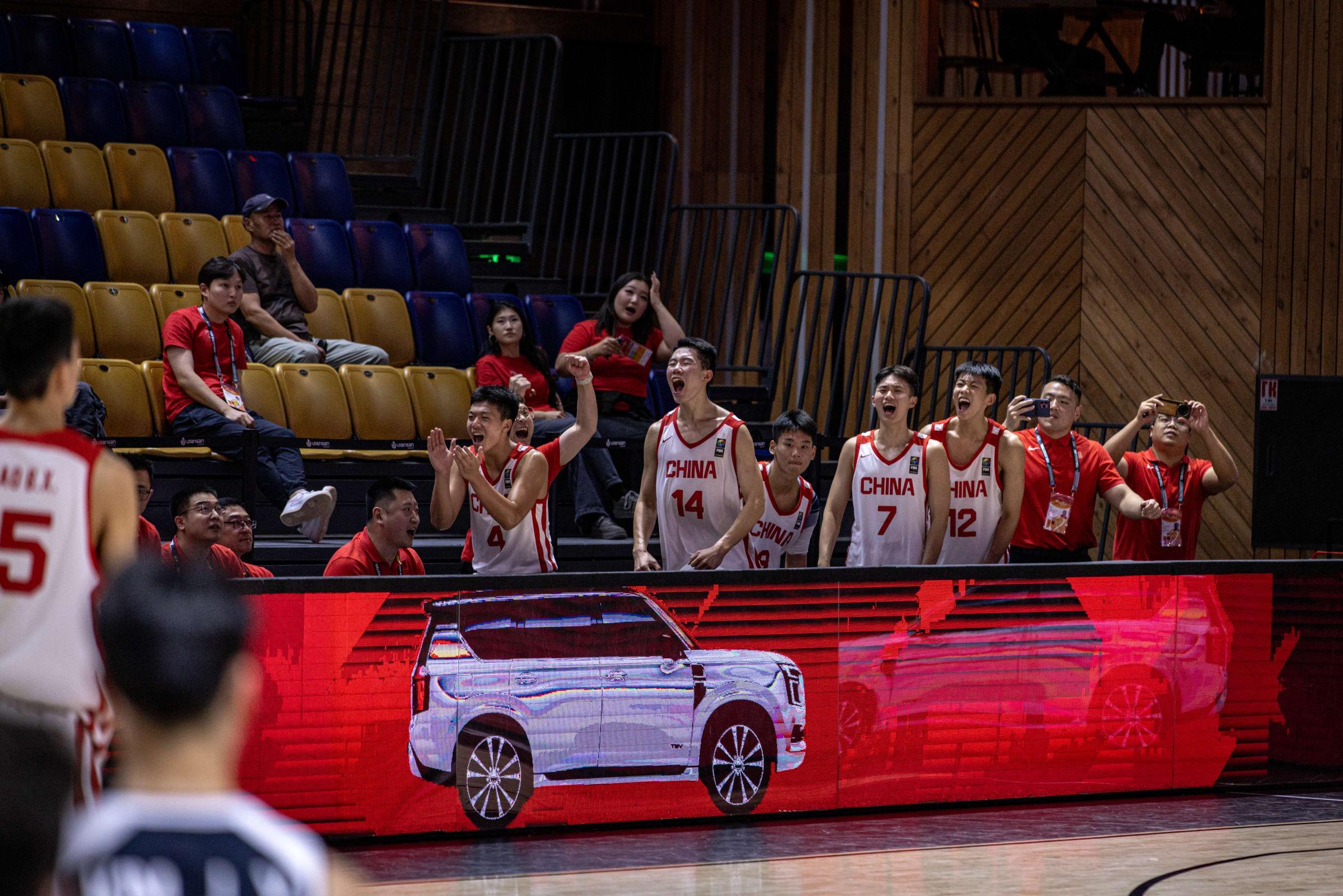 开云体育下载-向成年队学习，中国男篮U16同样在亚洲杯三连胜小组头名出线