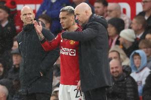 阿德利：阿隆索创造药厂历史 滕哈赫带过曼联等大球队他喜欢进攻