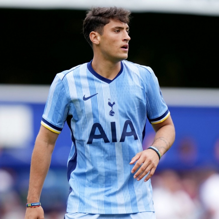 开云体育下载-TA：热刺想出售前锋阿莱霍·贝利斯，正在与巴西球队巴伊亚谈判